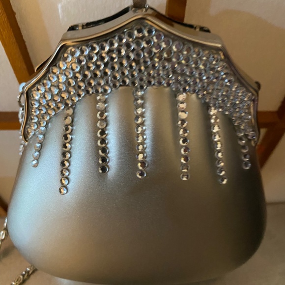 Vintage Rhinestone Metallic putse - Picture 8 of 9